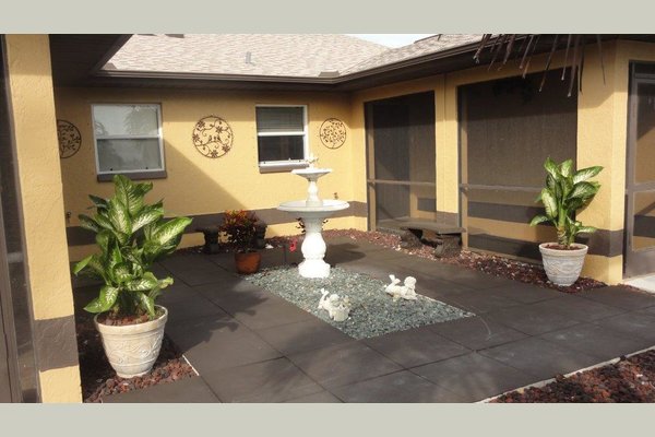 Pondella Serenity Court
