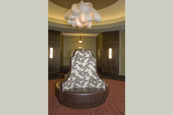 Towerlight on Wooddale FrontChair