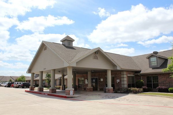 Legend Oaks Healthcare And Rehabilitation - Katy - Exterior Building