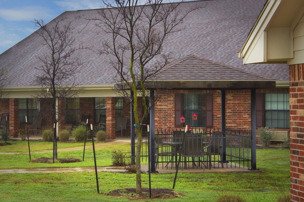 Legend Oaks Healthcare And Rehabilitation - Kyle (Plum Creek) - Courtyard