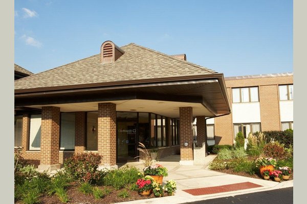 Community Rehab Center has beautiful grounds with several outdoor areas for patients to enjoy.
