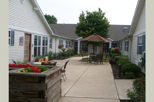 Arden Courts of Glen Ellyn Glen Ellyn IL Reviews SeniorAdvisor