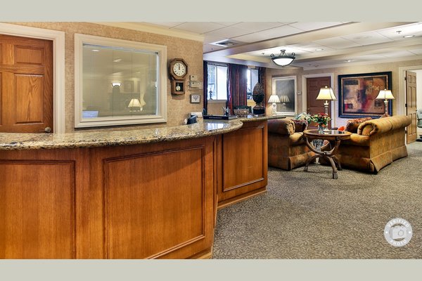 As you enter Washington Oakes you will find yourself surrounded by exceptional beauty as you see here in our lobby area, but the thing that stands out the most is the feeling you get; the feeling of family and home. Our Front Desk is manned 24 hours a day 7 days a week so there is always someone around if you have a question or need help. 