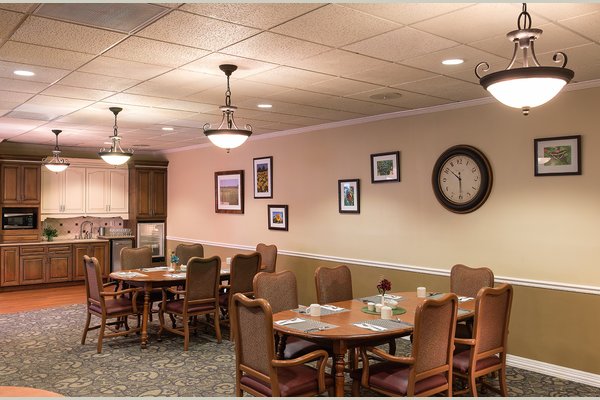 We offer restaurant style dining in our dining room.
