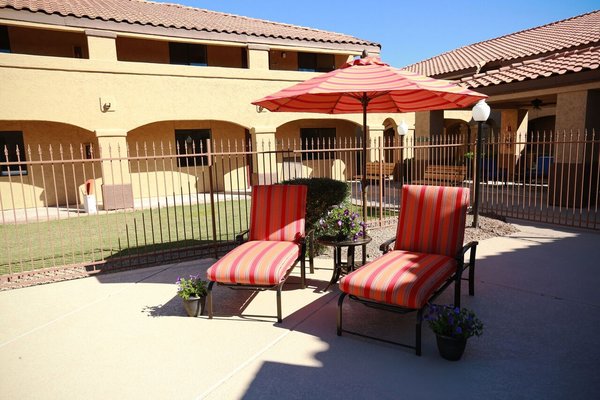 Comfortable lounging poolside