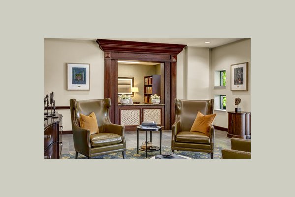 Lincolnwood Place lincolnwood-place-lobby