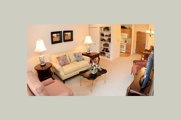 Barrington of Oakley barrington-oakley-model-livingroom