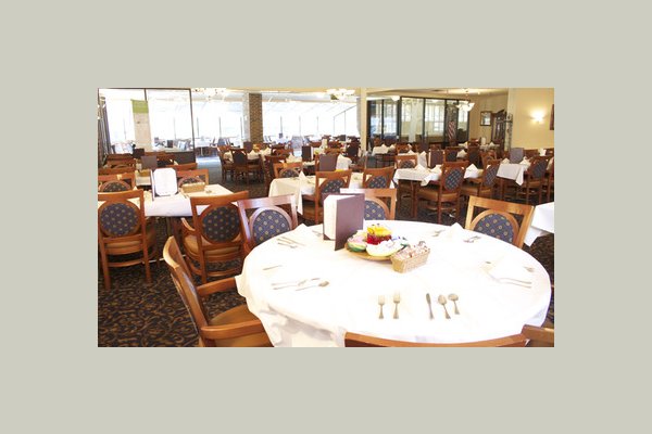 Waldenbrooke Estates waldenbrook-dining