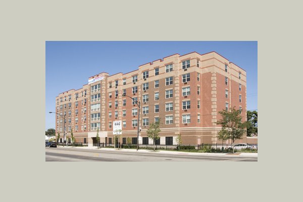 Autumn Green at Wright Campus senior-suites-kelvyn-park