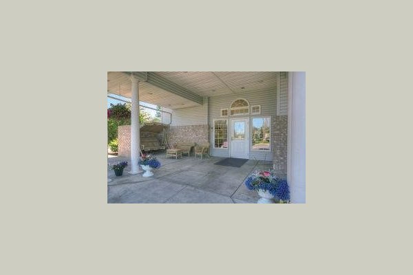 Colonial Court Spokane Valley WA Reviews SeniorAdvisor