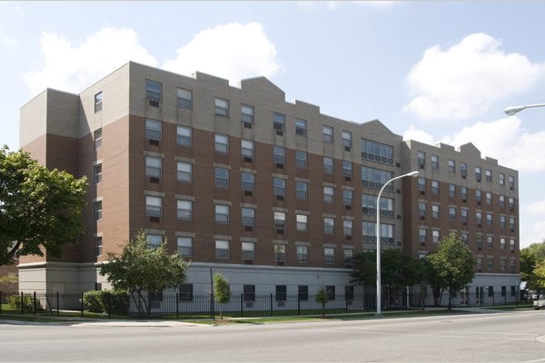 Senior Suites of Belmont Cragin 133550