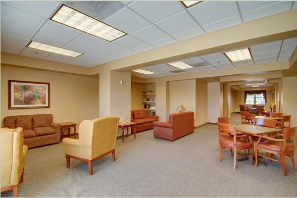 Senior Suites of Marquette Village 133854
