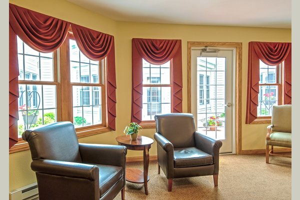 Countryside Manor 131377