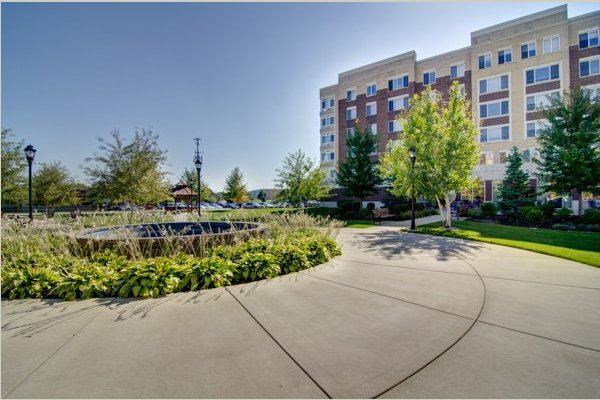 Autumn Green at Wright Campus 130953