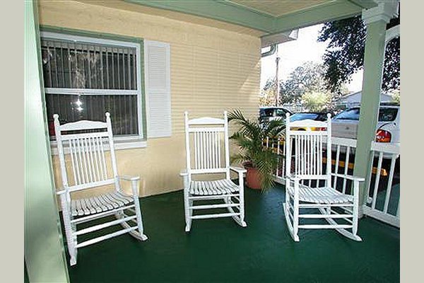 Cinnamon Cove 143407