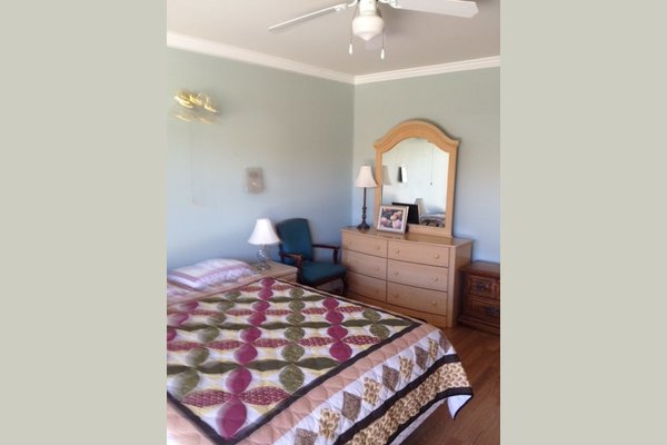 Oakwood Senior Home 144247