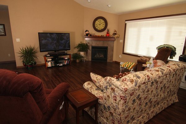 HELEN'S HOUSE Long-Term Care Households 146108