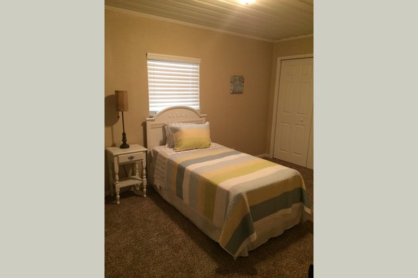 Azalea Oaks Place 151640