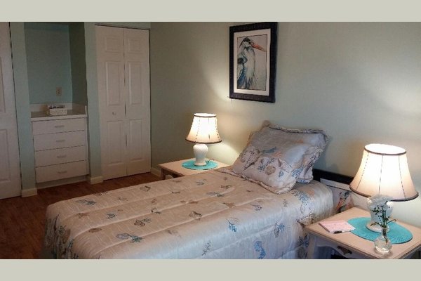 Seaside Manor 151664