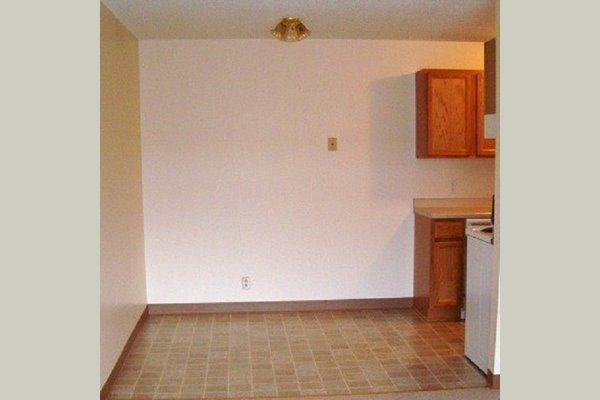 Westgate Apartments 140460