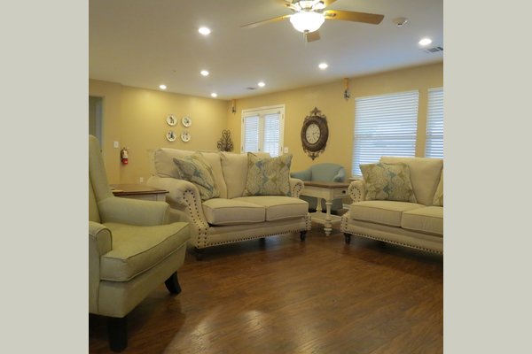 Peabody Place Assisted Living 152765