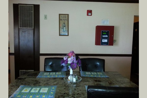 Shady Lane Retirement Home 164198