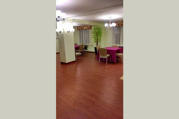 Signature Senior Living 165931