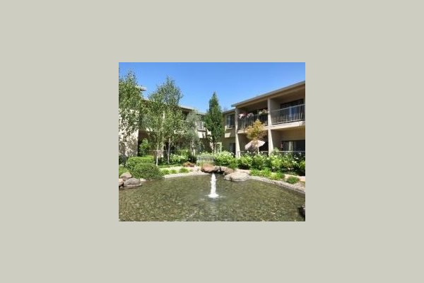 Winding Commons 168242
