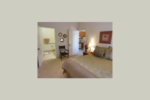 Winding Commons 168258