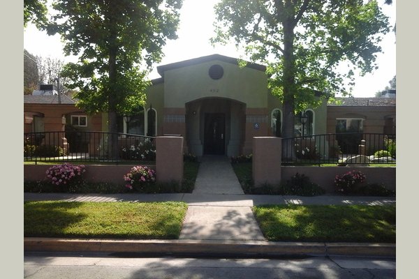 A Splendor Senior Living-The Glendora 176146