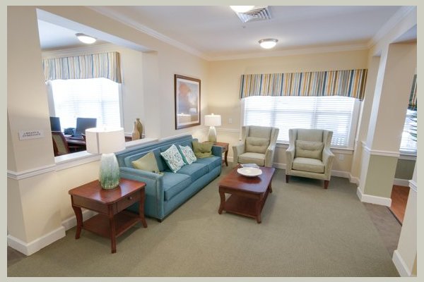 The Greens at English Consul 179111