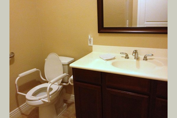 North Valley Assisted Living 92705