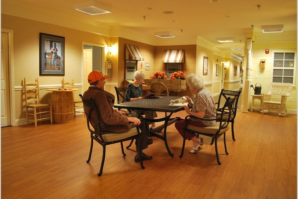 The Lantern of Lenoir City 102448