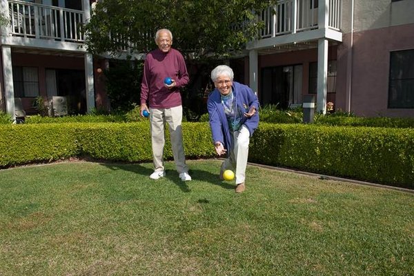 Baywood Court Retirement Castro Valley CA Reviews SeniorAdvisor Baywood Court Retirement Castro Valley CA Reviews SeniorAdvisor