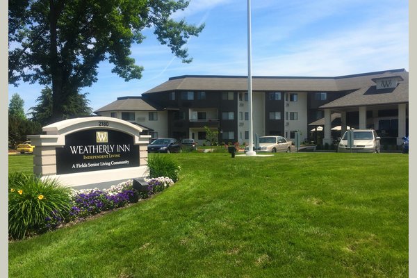 Weatherly Inn Building