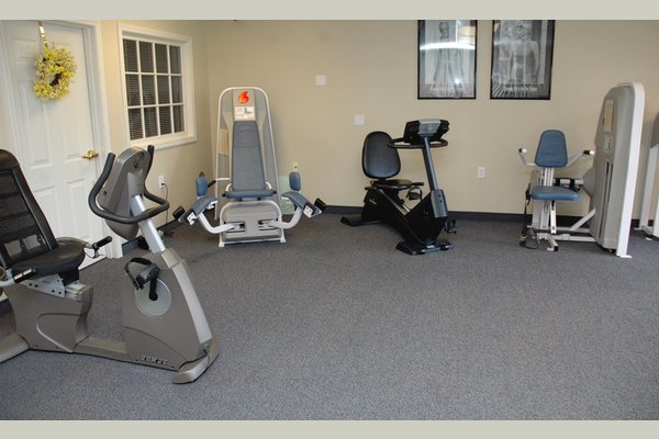 Country Meadows of Frederick offers fitness centers managed by a fitness professional. Residents can participate in a variety of classes or one-on-one instruction. 