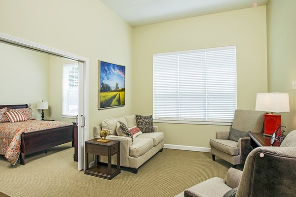 Spacious and accommodating one bedroom Assisted Living apartments are available at Bethesda Hawthorne Place.