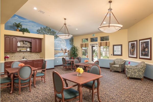 Our neighborhoods within the community offer different levels of care for all stages of memory loss.