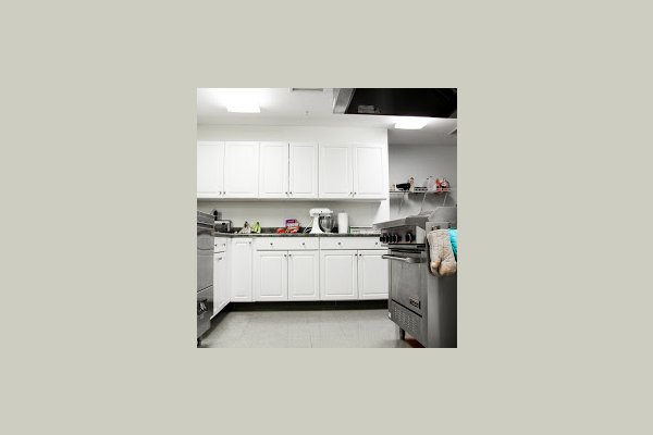 You will enjoy great home-cooked meals at The Oaks.  You share with us your favorite meals/food and we will weave them into the menus throughout the weeks.