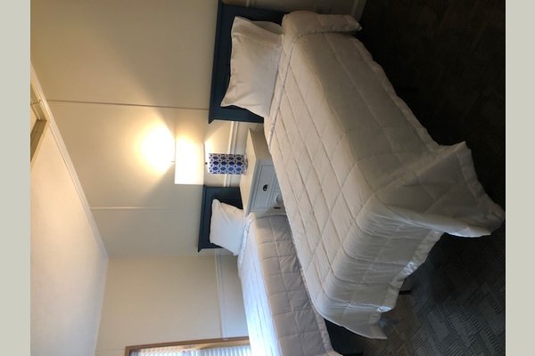All rooms come fully furnished 