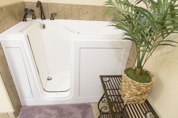 walk-in bath. located in our spa room here at The Gables Assisted Living & Memory Care in Pocatello