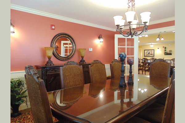 Private Dining Room for families.
