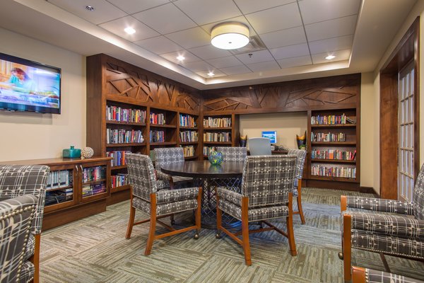 Library at the Pinnacle at EdenHill Communities.

Join our book club, pull a book off the shelf, or relax with your Kindle -- it's your choice!