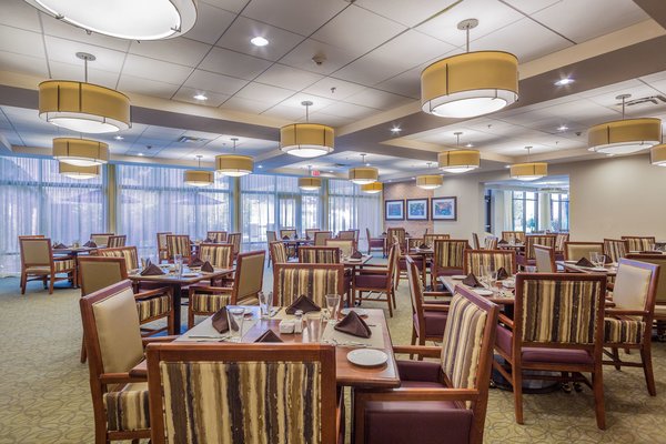 Full-service Terrace Dining, located at the Pinnacle at EdenHill Communities. 

Enjoy full-service, chef-prepared, lunch and dinner with daily specials, vegan options, weekly "Chef's Catch" seafood, and always available menu items.