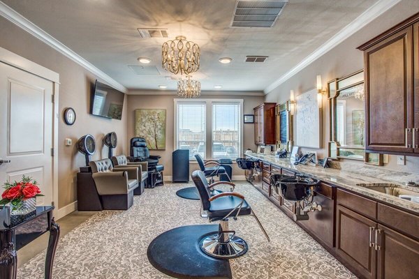 Salon