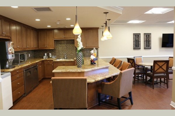 Westmont Town Court Escondido CA Reviews SeniorAdvisor Westmont Town Court Escondido CA Reviews SeniorAdvisor