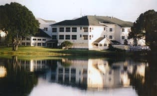 The Colonnade at Beckett Lake Clearwater - Clearwater | A Place for Mom