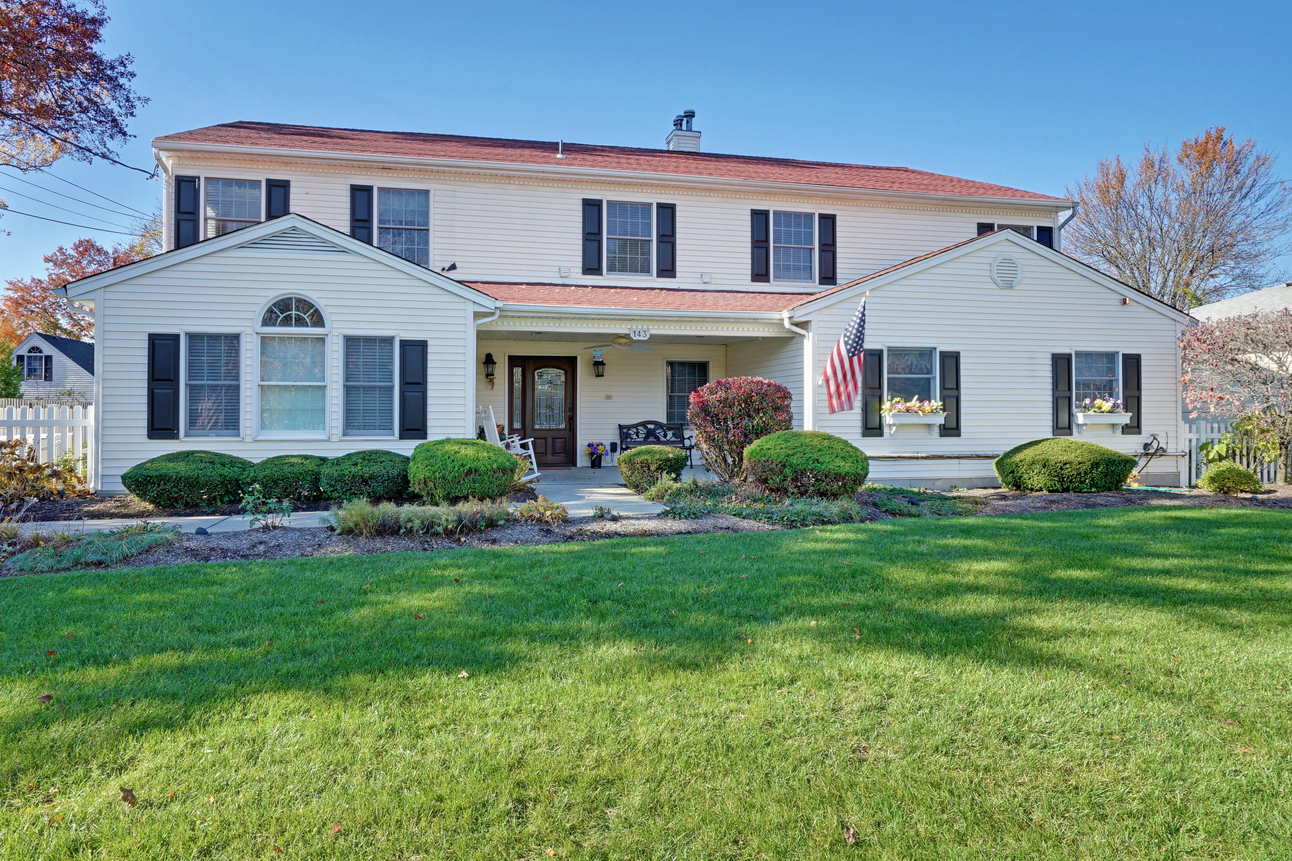 Fox Trail Memory Care Living At Paramus Paramus A Place For Mom