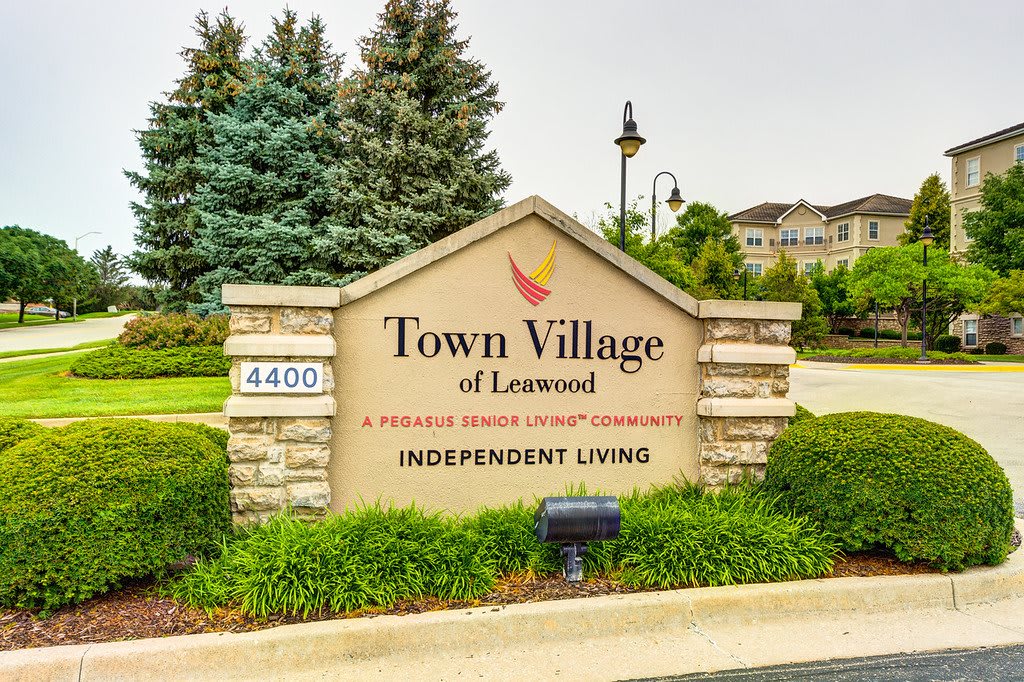 Town Village of Leawood Leawood A Place for Mom