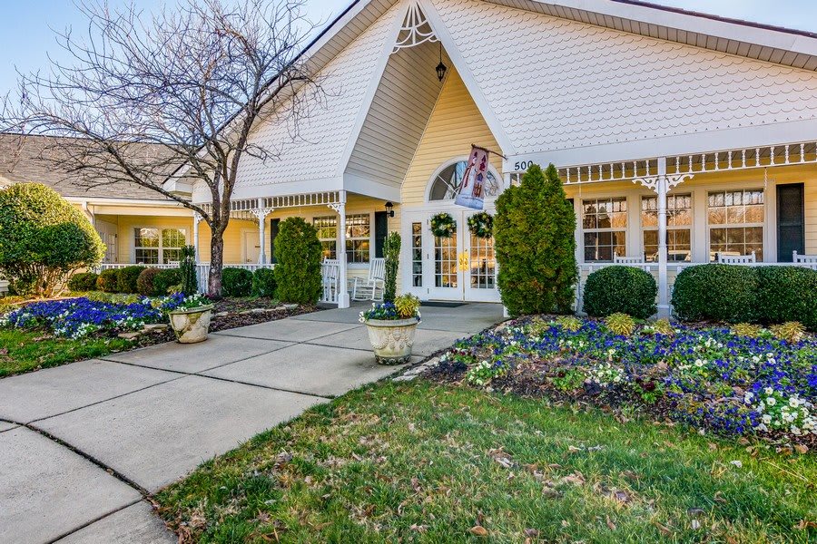 Elmcroft of Cramerton Cramerton A Place for Mom